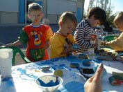 Tout-petit à Petit - Renseignements au 0 493 744 416